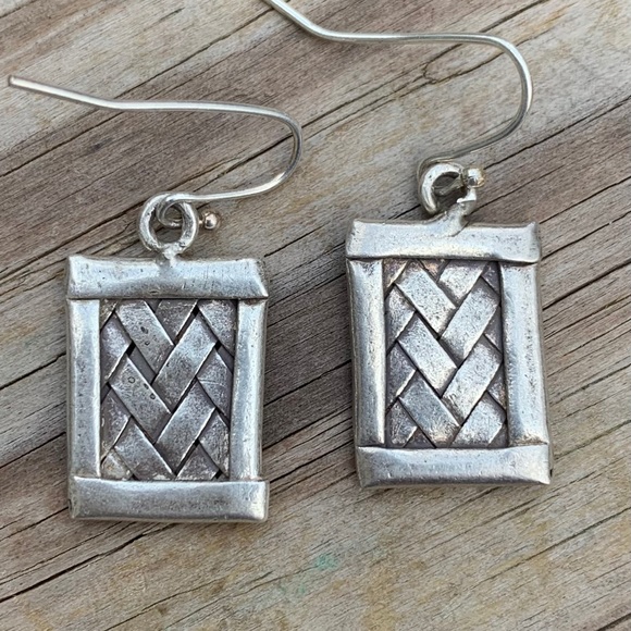 Tribal Jewelry - Indigenous Tibetan hand weaved SS earrings.